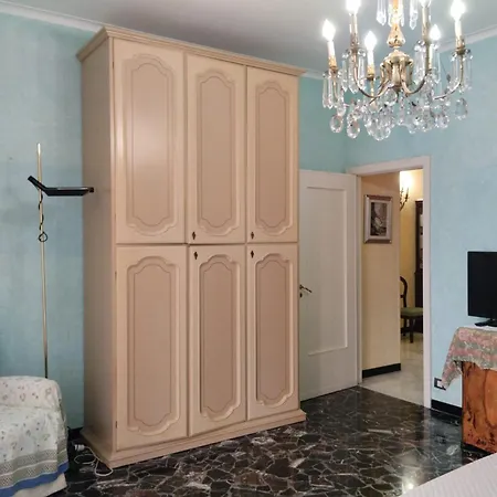 Amarcorde In Corso Buenos Aires Con 6 Posti Letto Daire Chiavari