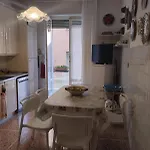 Amarcorde In Corso Buenos Aires Con 6 Posti Letto * Chiavari